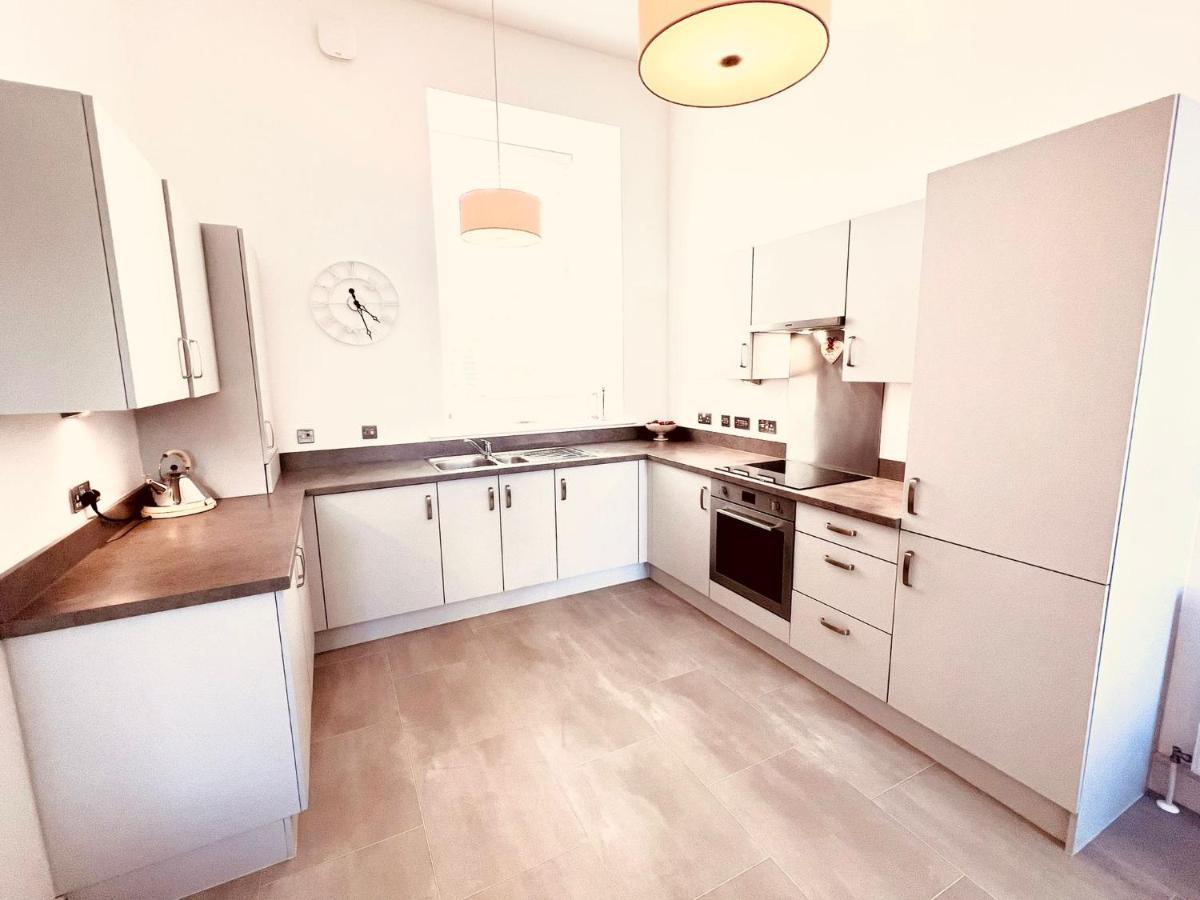 Great Glen Townhouse Инвернесс Экстерьер фото